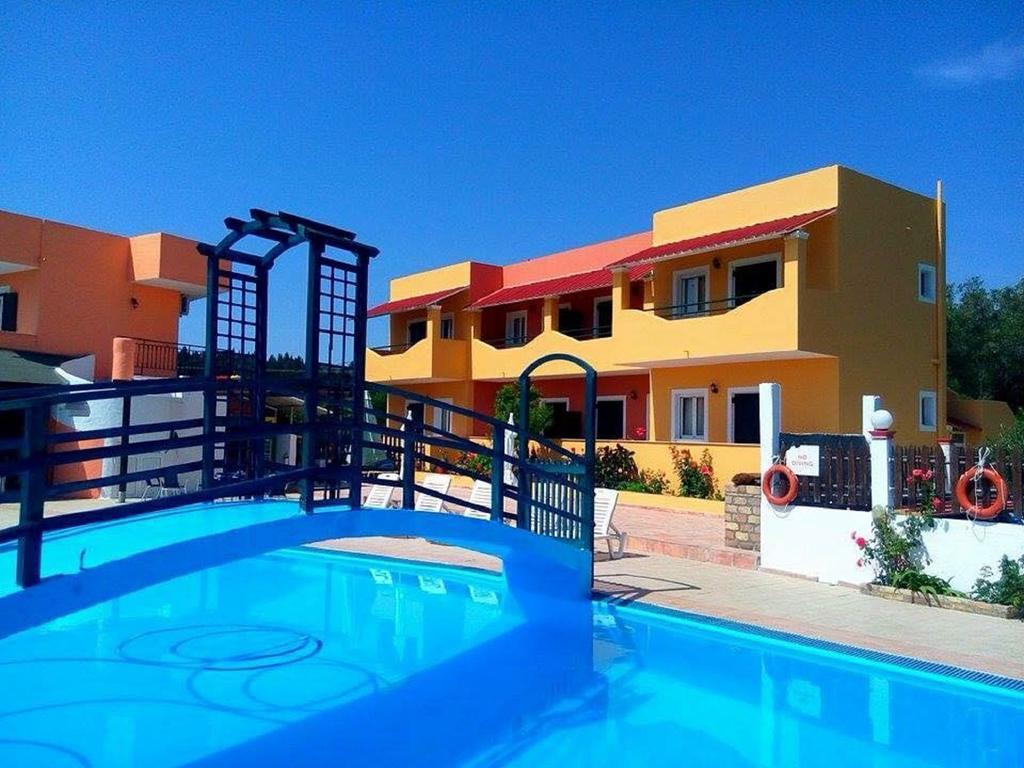 Nikos Hotel apartamentowy