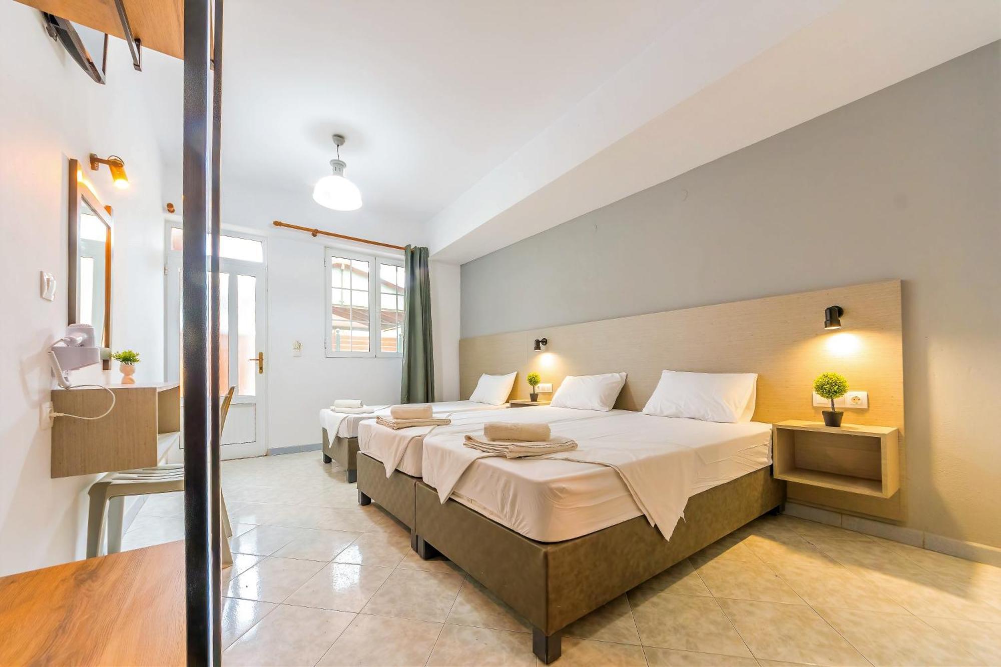 Nikos Hotel apartamentowy 3*