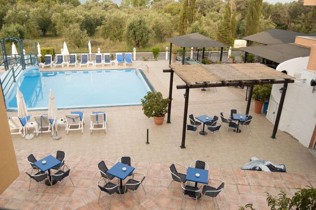 Hotel apartamentowy Nikos 3*